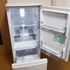 【超美品】(時期指定可)冷蔵庫お譲りします 146L 1,2人用の画像