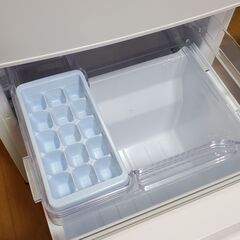 【超美品】(時期指定可)冷蔵庫お譲りします 146L 1,2人用の画像