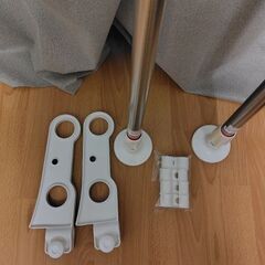 【美品】ｱｲﾘｽｵｰﾔﾏ 突っ張り式ステンレスベランダ物干しの画像