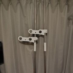 【美品】ｱｲﾘｽｵｰﾔﾏ 突っ張り式ステンレスベランダ物干しの画像