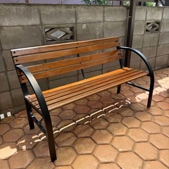 ベンチ