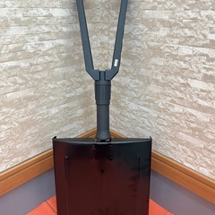 折りたたみシャベルの画像