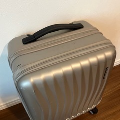 【無料】スーツケース(鍵付き)の画像