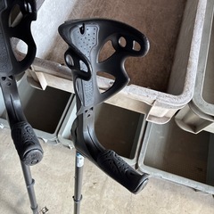 松葉杖　ステッキ　介護補助　2本セットの画像
