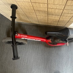 STRIDER バランスバイク 美品 赤 12インチの画像