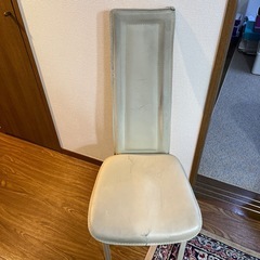 白いダイニングチェア　4脚セット
の画像