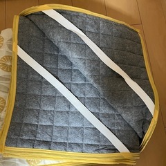キルティングのラグ　ベルメゾンで購入の画像