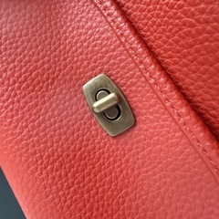 【値下げ】ユニクロ　ショルダーバッグ　オレンジの画像