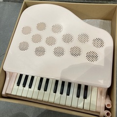 【ジモティー割】カワイ ミニピアノ ピンキッシュホワイト（ID1079）の画像