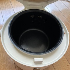 炊飯器　3合炊きの画像