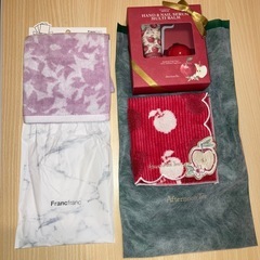 【新品未使用】ギフトセット　afternoon tea ハンカチ　ハンド&ネイルセラム　Francfranc ハンカチ　の画像