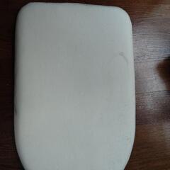 アイロン台になります。の画像