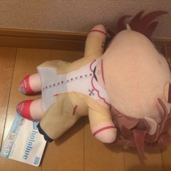 【新品タグ付き】ホロライブ　寝そべりぬいぐるみ　戌神ころねの画像