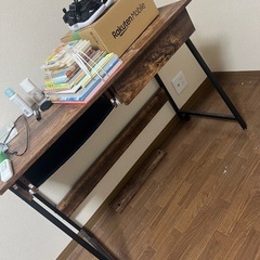 デスク　譲ります7/7までの画像