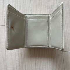 三つ折り財布の画像