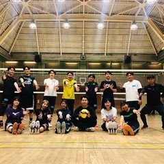 今日18:30〜バレーやりましょう☺️