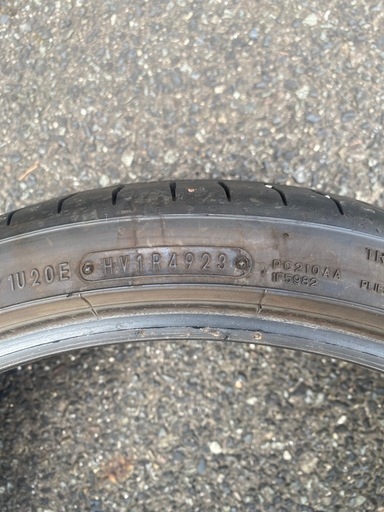 19インチ　ノーマルタイヤ　4本セット　225/35R19 