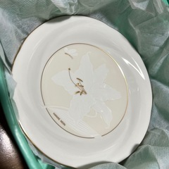 食器5枚の画像
