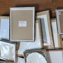 額縁まとめ売りの画像