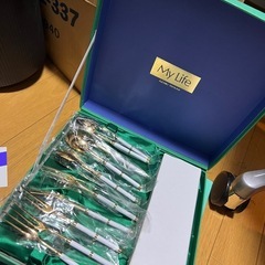 スプーンとフォーク５セットの画像