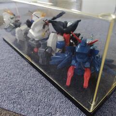 ガンダム,プラモ(デフォルメ)＋ケースのセットの画像