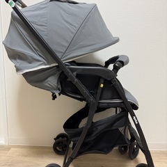 Apricaアップリカ ベビーカー カルーンエアー AB型　軽量 両対面の画像
