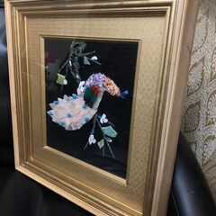 天然石のような物で作られてますの画像