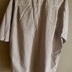 ブラウンストライプシャツ　の画像
