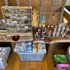 アクセサリー、雑貨、ぬいぐるみ、ハンドメイド、ベビー用品、絵本、食器の画像
