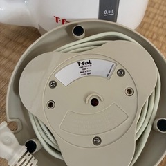 電気ポットの画像
