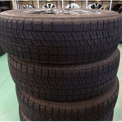 軽自動車　2022年製 スタッドレス　ホイールセット ブリヂストン VRX2 155/65R14 １4インチ 4.5J+45 4H100の画像