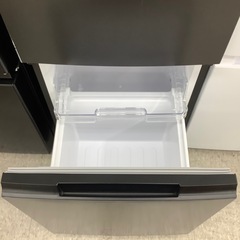 SHARP 2ドア冷蔵庫の画像