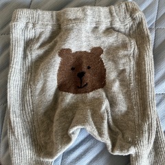 ベビーLee ロンパース　GAPくまさんタイツ
　の画像