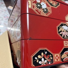 プラスチック重箱3段の画像