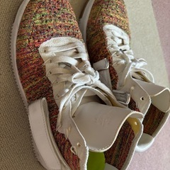 NIKE スニーカー