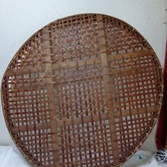 値下げ、超特大竹ざる①の画像