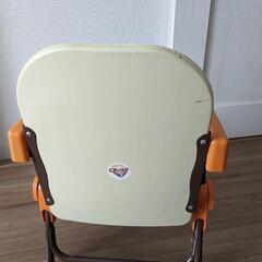 ベビーチェア　テーブル付きの画像
