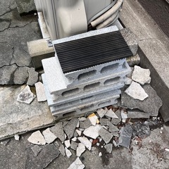 角材、ブロック
など