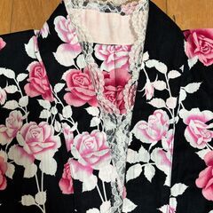 ②身丈140㎝浴衣　ピンク×ブラック×薔薇柄　の画像