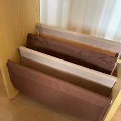おもちゃ、絵本棚の画像