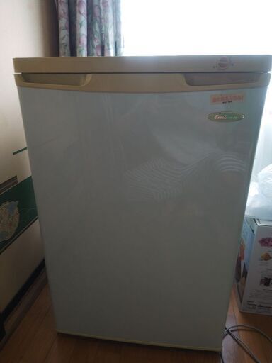冷凍庫 (よっしー) 気仙沼のキッチン家電《冷蔵庫》の中古あげます