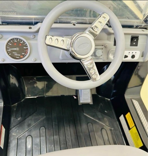 トイフォード電動子供カー❣️
