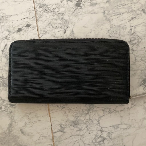 ルイヴィトン　メンズ財布