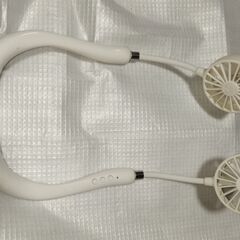 2個セット 扇風機 ネックファン 首かけ ホワイトとピンク 熱中症対策　配達発送可能 の画像