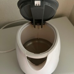 電気ケトルの画像