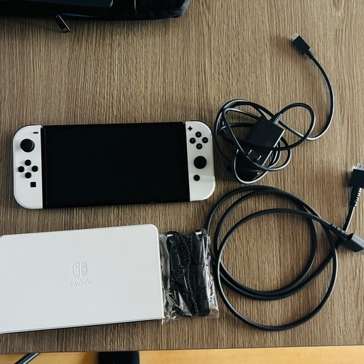 箱なし美品ニンテンドースイッチ有機el