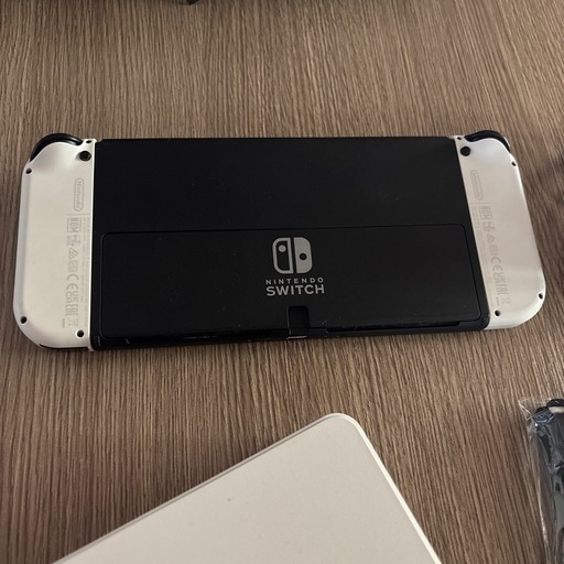 箱なし美品ニンテンドースイッチ有機el