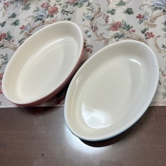 グラタン皿2枚