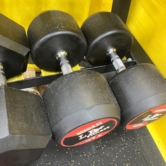 半額以下　中古ラバーダンベル　47.5kg2個の画像
