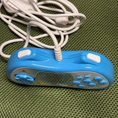 PS/PS2用 6ボタンゲームパッドの画像